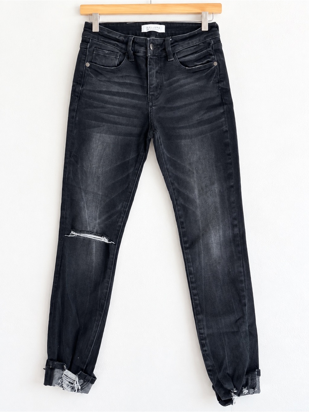 Women’s Black Distressed Jeans - Relaxed Fit